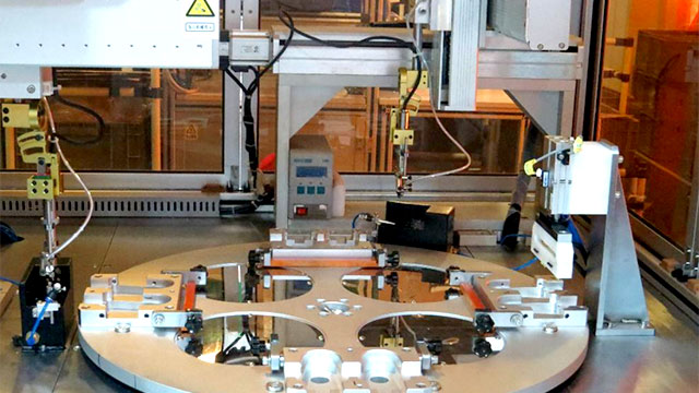 樱田鑫凸轮分割器在电光源设备的应用